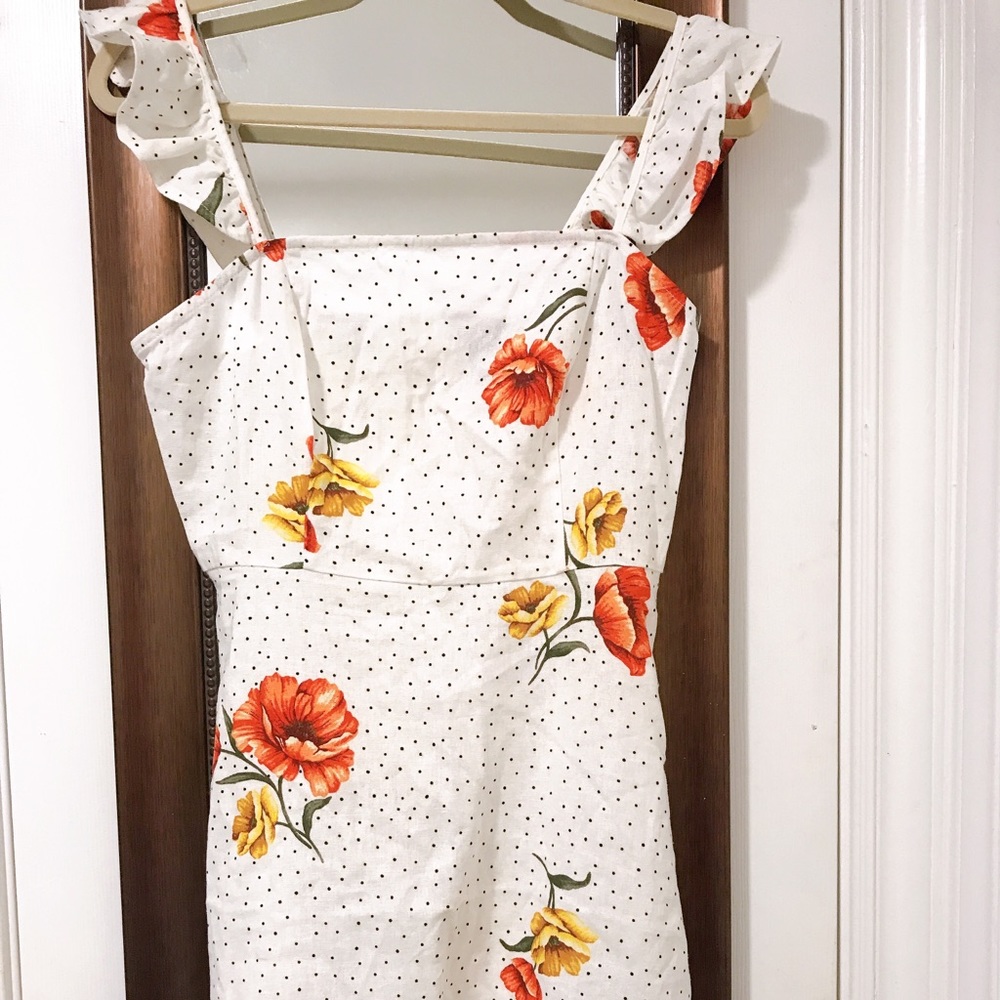 Floral Print Dress from Forever 21. - Picture 2 of 5